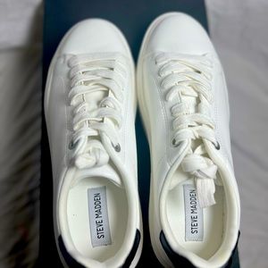 Steve Madden Catcher Sneakers, white
